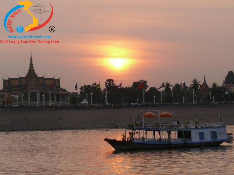 TOUR CAMPUCHIA - SIEM REAP - PHNOMPENH - TẾT ÂM LỊCH - XE LIMOUSINE