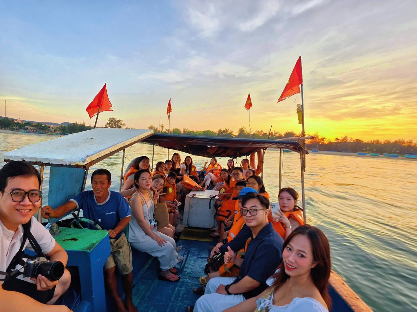 TOUR MŨI KÊ GÀ - CÔNG VIÊN BIKINI - CHAMPA RESORT 4*