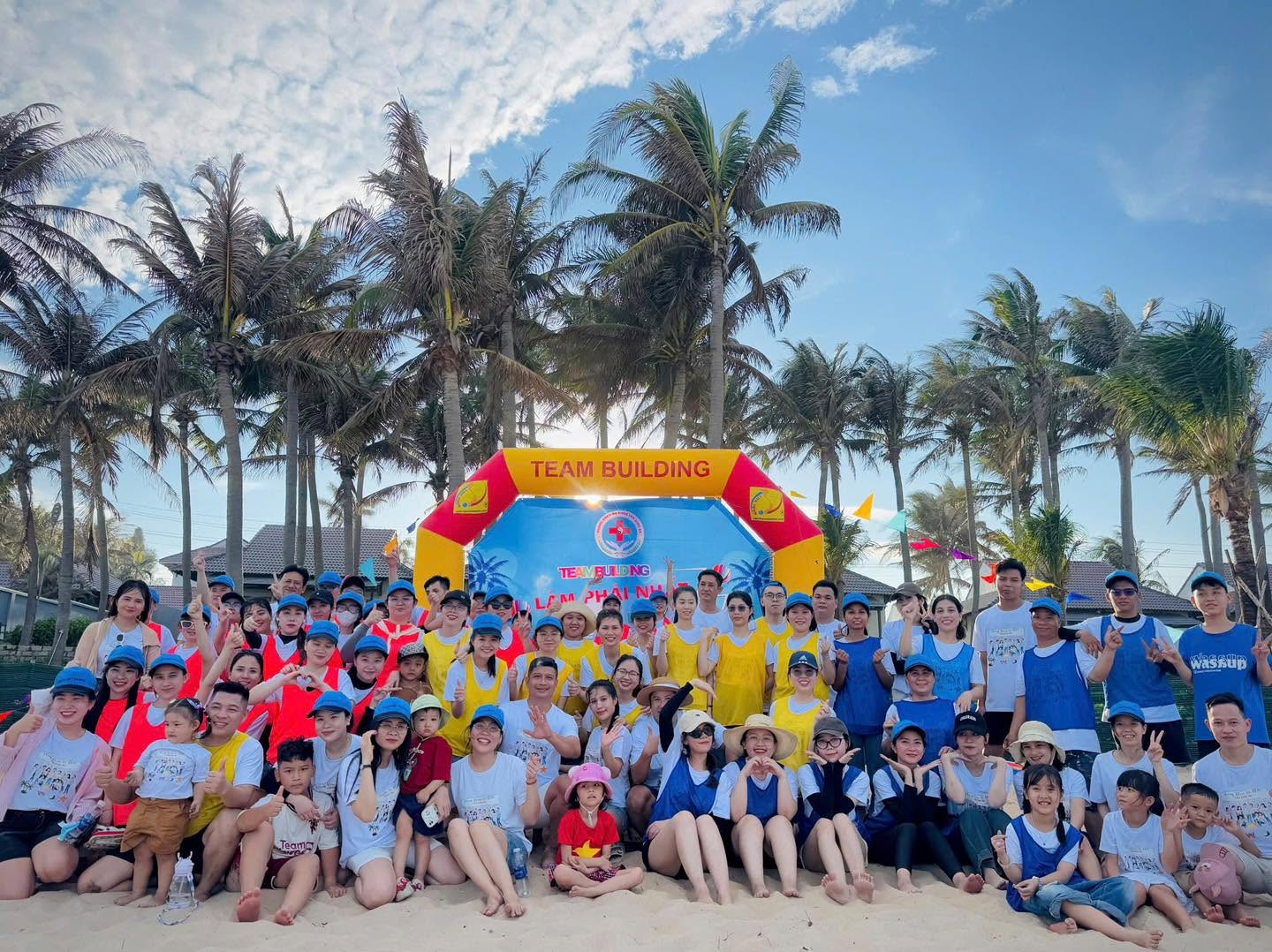 TOUR MŨI KÊ GÀ - CÔNG VIÊN BIKINI - CHAMPA RESORT 4*