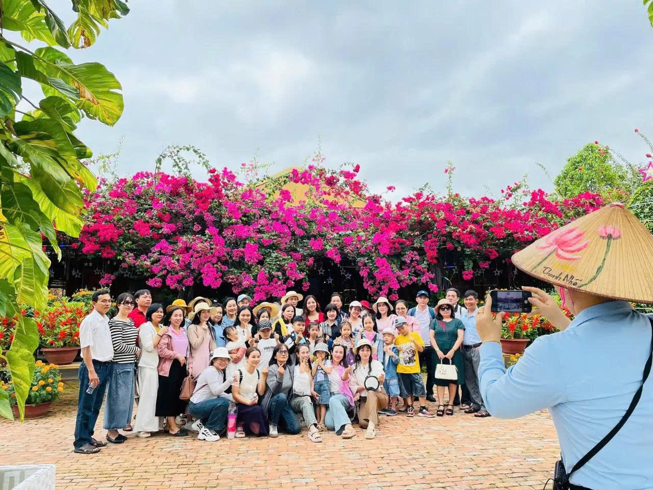 TOUR NHA TRANG 4N3Đ - TRẢI NGHIỆM CẮM TRẠI TRÊN BIỂN
